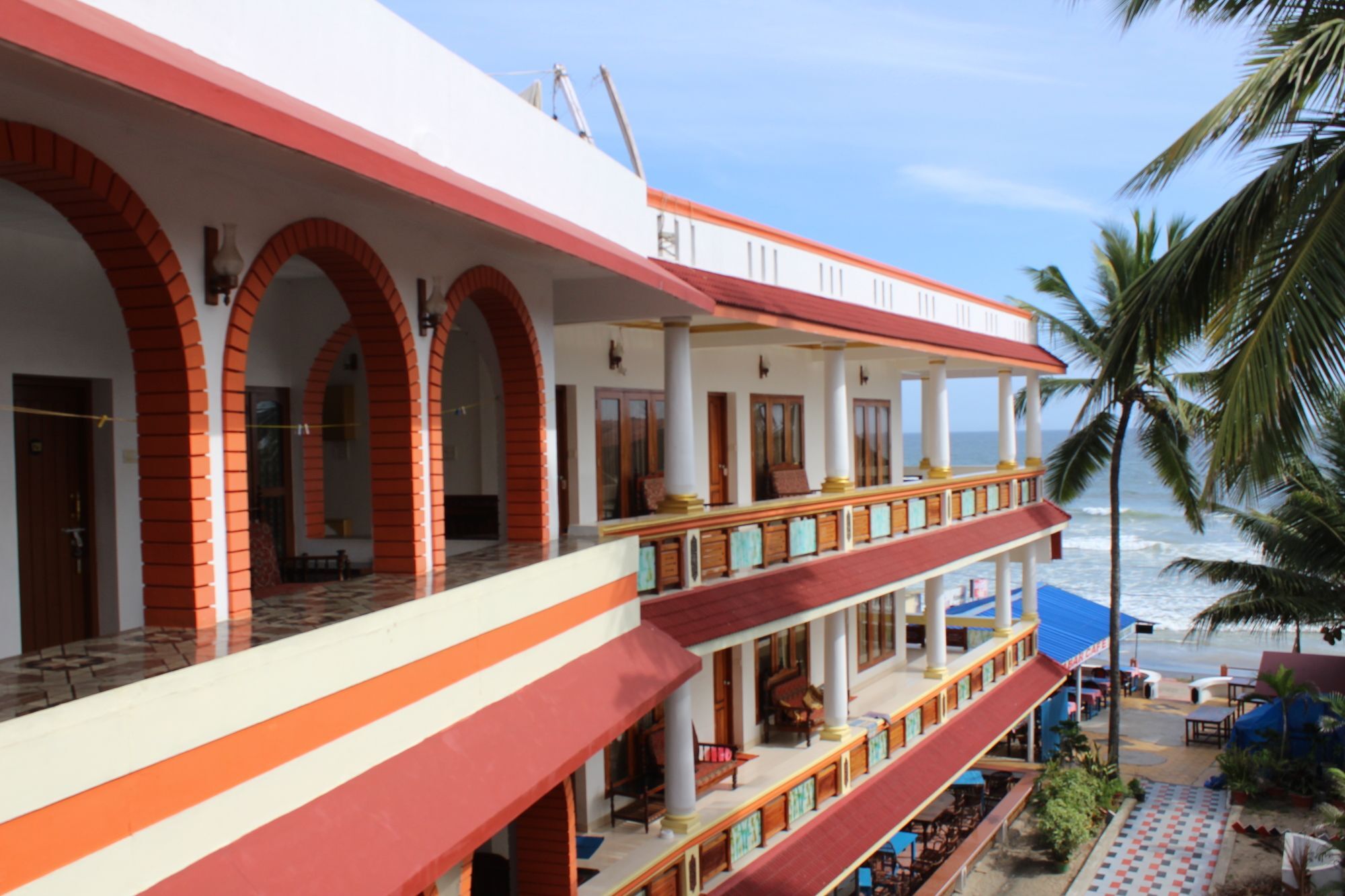Hotel Sea View Palace - The Beach Hotel, Ковалам Экстерьер фото