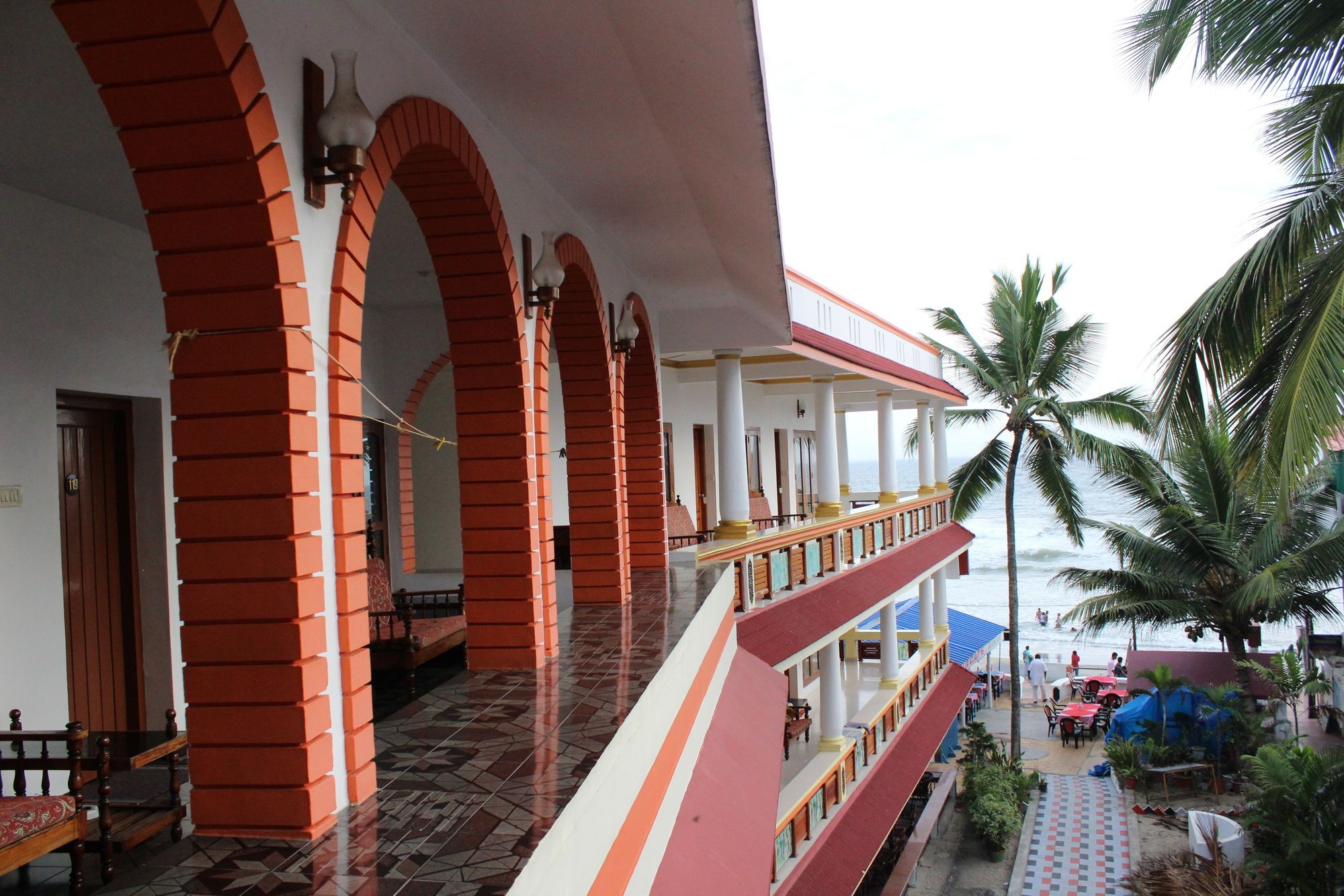 Hotel Sea View Palace - The Beach Hotel, Ковалам Экстерьер фото